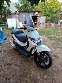piaggio beverly 400
