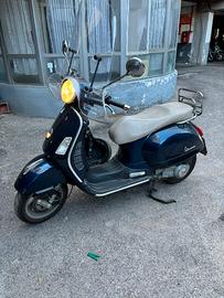 Vespa 250 GTS