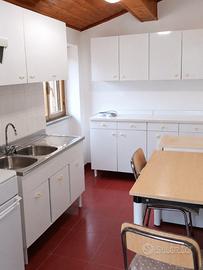 LABARO BILOCALE ARREDATO Con BALCONE