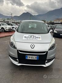 Renault Scenic Scénic XMod 1.5 dCi 110CV EDC Bose
