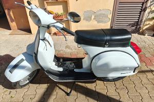 Piaggio Vespa PX125 1980