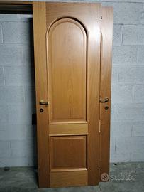 Porte di legno per interni