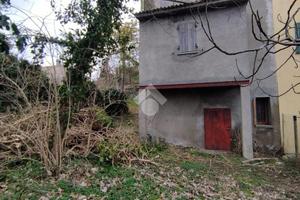 CASA SEMINDIPENDENTE A SOGLIANO AL RUBICONE