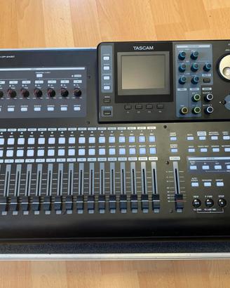 TASCAM DP24 Mixer registratore multitraccia