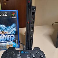 Console Ps2 con giochi, controller e cavi.