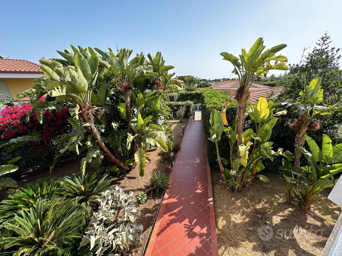 Villa signorile su Fontane Bianche - Vista 4
