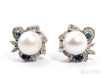 Orecchini in oro bianco 18kt con perle australiane