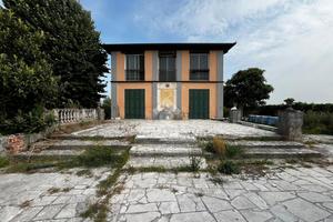 VILLA SINGOLA A CAMISANO