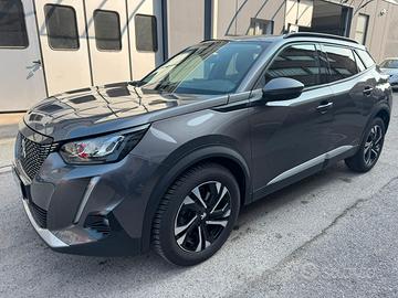 Peugeot 2008 BlueHDi 130 S&S EAT8 Allure Pack*EURO