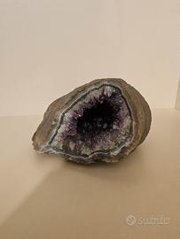 Geode ametista minerale