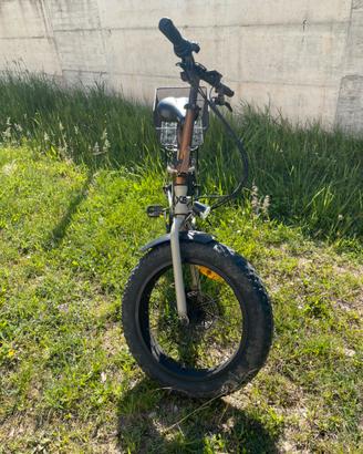 E-Bike Nilox X8 bicicletta elettrica
