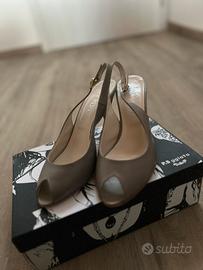 Décolleté slingback beige
