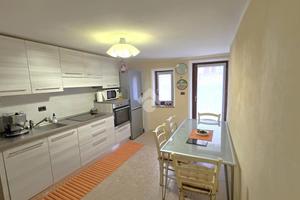 CASA SEMINDIPENDENTE A GASSINO TORINESE