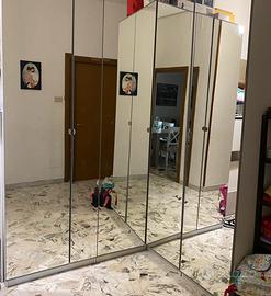 Mobile specchio 5 ante