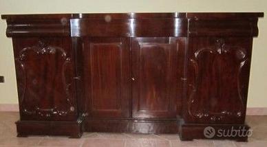 Credenza inglese