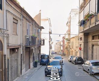 Garage auto o deposito, con stanza piano superiore