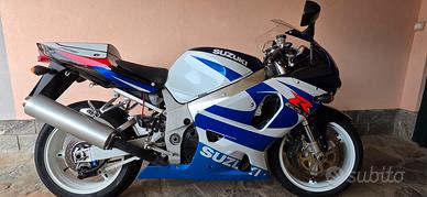 SUZUKI GSX R 750 TARGA ORO