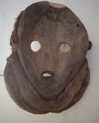 Maschera etnica