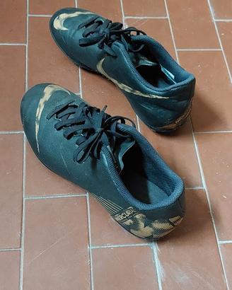 Scarpe marca Nike Mercurial numero 38