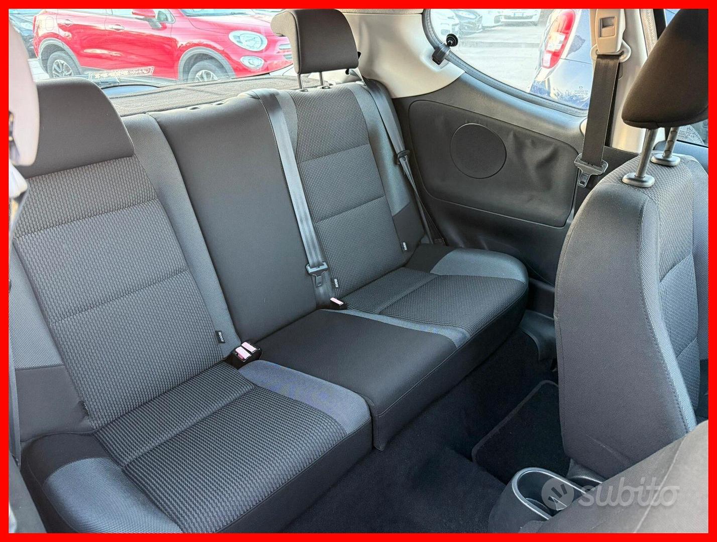 Peugeot 207 2010 photo 5