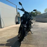 Yamaha MT-07 (depotenziata per patente A2)