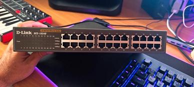 D-Link DES-1024D Switch 24 porte 10/100 Mbps