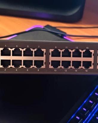 D-Link DES-1024D Switch 24 porte 10/100 Mbps