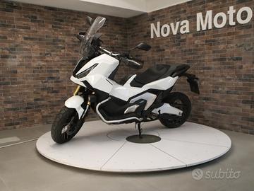 Honda X-ADV 750 DCT ADVENTURE