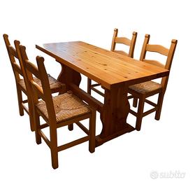 Tavolo tipo fratino con 4 sedie in pino massello