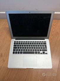 Apple MacBook Air 13” 2017 Argento NON SI ACCENDE