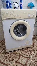 Lavatrice Whirlpool AWM 161 5 kg funzionante