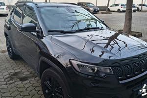 Jeep Compass 1.3 T4 96kw night Eagle nero