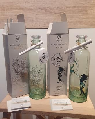 Bottiglie di vetro decorate 