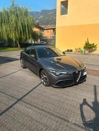 Alfa Romeo Giulia btech 2.2
