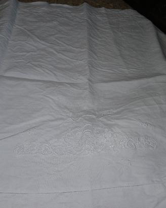 completo letto in lino, Lavorazione artigianale 