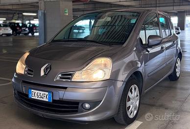 Renault Modus Grand 1.2 16V Live GPL