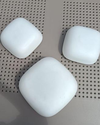 Plafoniere in vetro bianco opalino.