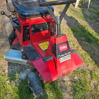 trattorino tagliaerba TORO