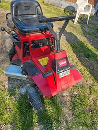 trattorino tagliaerba TORO