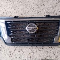 Griglia anteriore NV 400