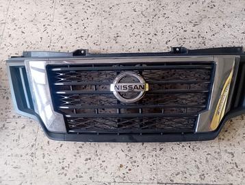 Griglia anteriore NV 400