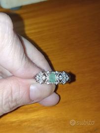 Anello in rame con smeraldo naturale 