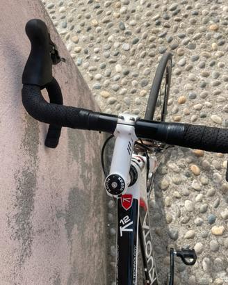 Bici da corsa Kuota kharma race carbonio