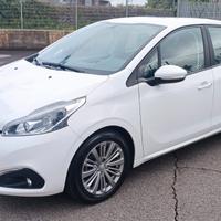 Peugeot 208 BlueHDi 75 5 porte Allure
