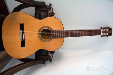 chitarra classica di liuteria