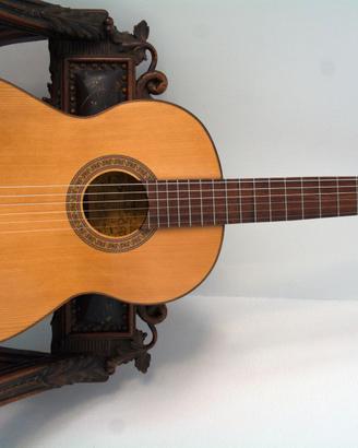chitarra classica di liuteria