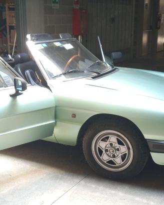 Alfa Romeo spider 2.0 duetto