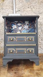 Mobiletto con 2 cassetti appena restaurato!