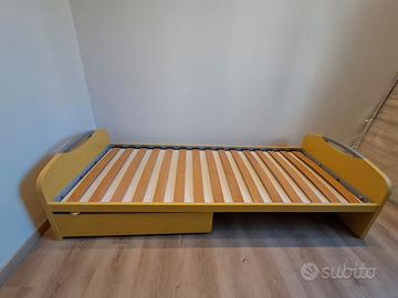 Letto singolo con contenitore e materasso