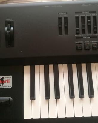 Tastiera Roland A90ex